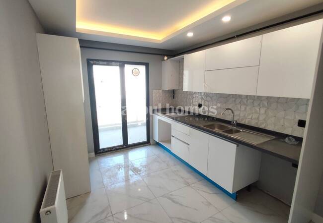 Элитные квартиры в комплексе в Стамбуле Пендик 15