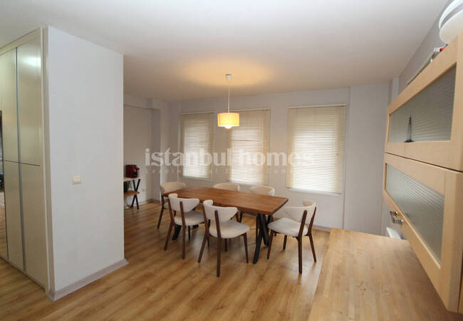 İstanbul Büyükçekmece'de Bahçeli ve 4 Yatak Odalı Tripleks Villa 23