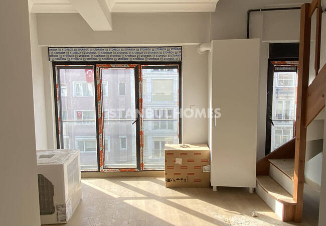 Penthouse with High Rental Income Potential in Istanbul Kadikoy 11