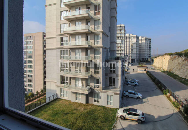 Ready to Move Flat with 2 Bedrooms in Istanbul Basaksehir 36