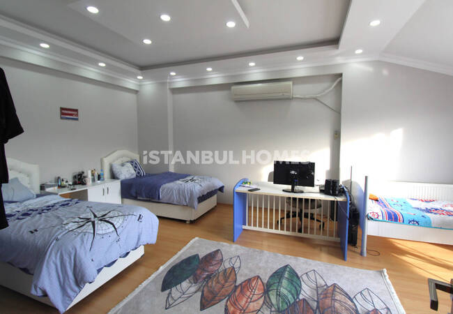 法提赫交通设施附近的六卧室公寓 8