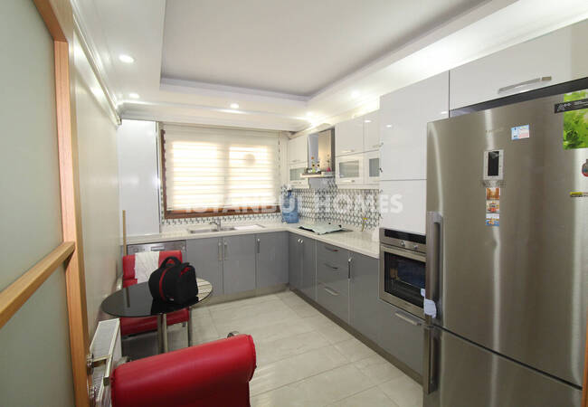 法提赫交通设施附近的六卧室公寓 10