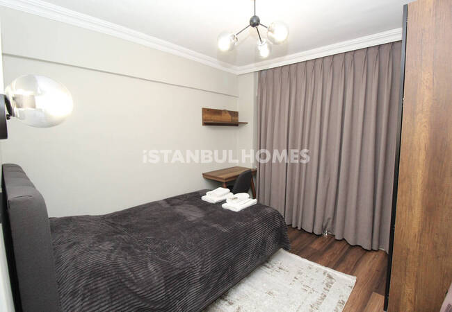 İstanbul Beyoğlu'nda Galata Kulesi Manzaralı Eşyalı Daire 19