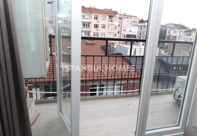 İstanbul Beyoğlu'nda Galata Kulesi Manzaralı Eşyalı Daire 21
