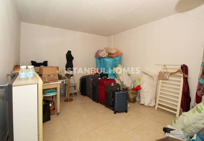 Duplex Flat with 3 Bedrooms in Istanbul Bahcelievler 34