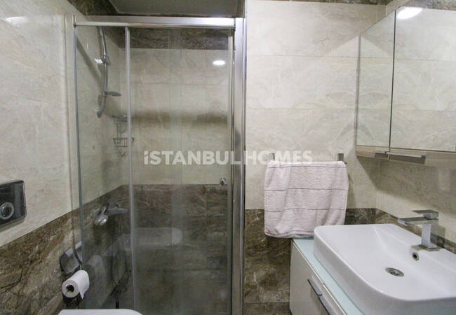 Apartment in a Complex with Swimming Pool in Sancaktepe İstanbul 23