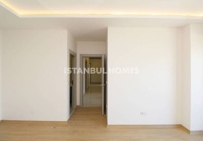 Appartements Prêts Dans Un Complexe Près De La Route À Istanbul 21