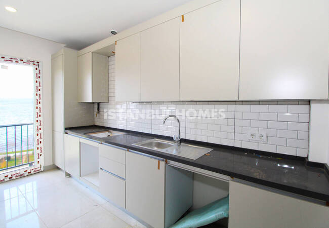 Appartements Prêts Dans Un Complexe Près De La Route À Istanbul 13