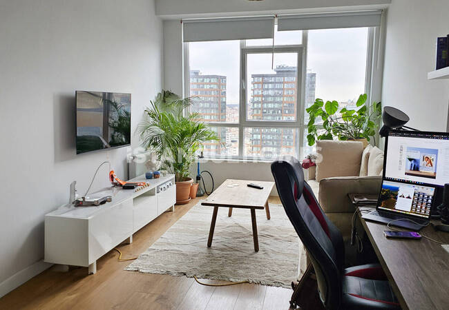 Sea-view Apartment Near Transportation in Kadikoy Istanbul 7