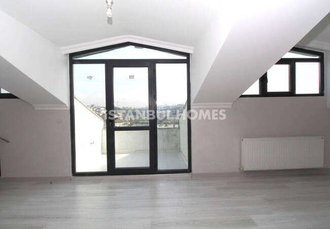İstanbul Eyüpsultan'da Geniş İç Mekanlara Sahip Dubleks Daire 28