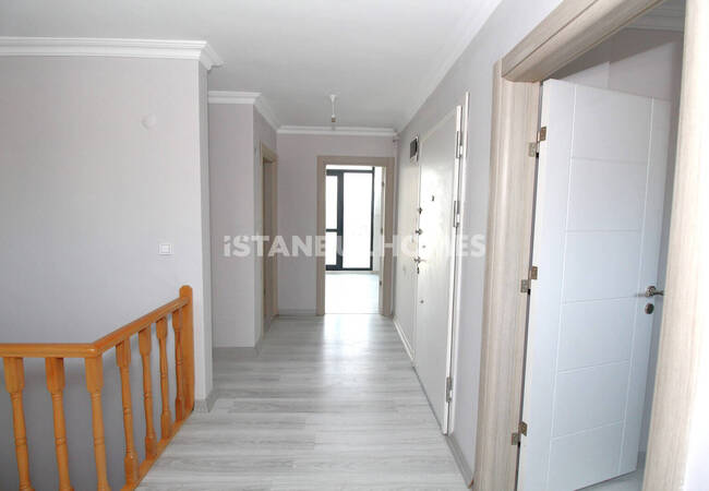 İstanbul Eyüpsultan'da Geniş İç Mekanlara Sahip Dubleks Daire 25