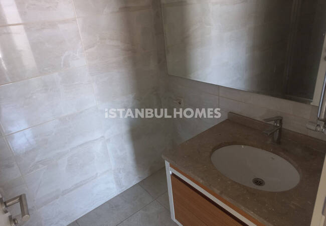 2-bedroom Apartment with City View in Esenyurt Istanbul 16