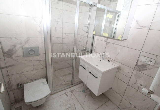 伊斯坦布尔埃森尤特综合设施内一卧室公寓 7