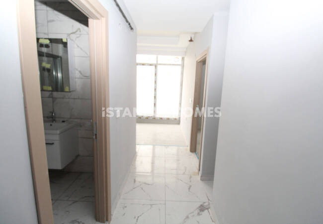 伊斯坦布尔埃森尤特综合设施内一卧室公寓 9