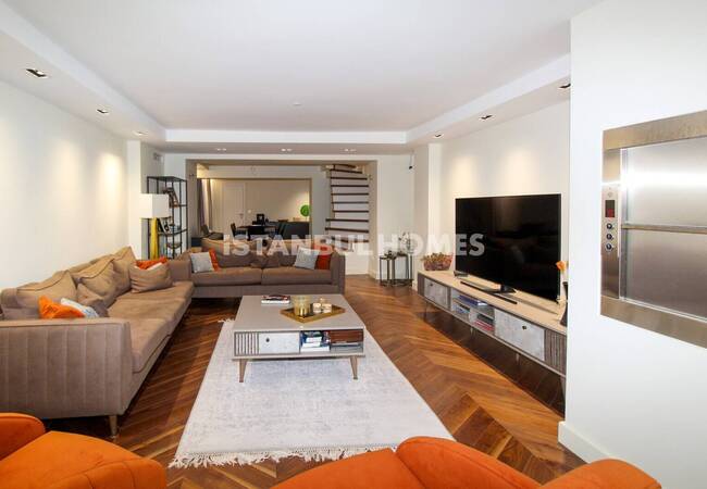 6-zimmer-haus Mit Privatem Garten In Besiktas Istanbul 11