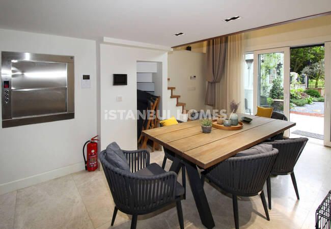 6-zimmer-haus Mit Privatem Garten In Besiktas Istanbul 15