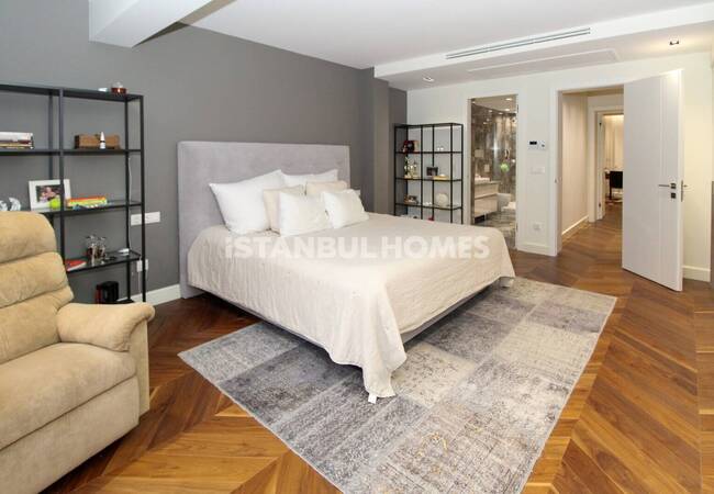 6-zimmer-haus Mit Privatem Garten In Besiktas Istanbul 23