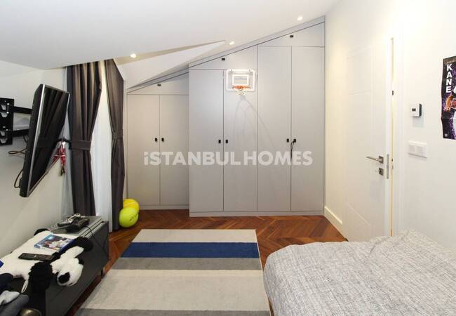 6-zimmer-haus Mit Privatem Garten In Besiktas Istanbul 29