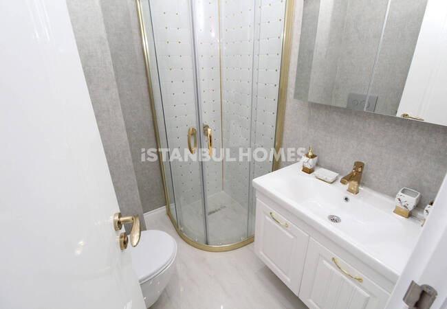 Apartments in a Complex in an Advantageous Location in Esenyurt 13