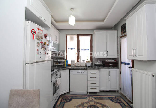 伊斯坦布尔电车附近的全新两卧室公寓 5