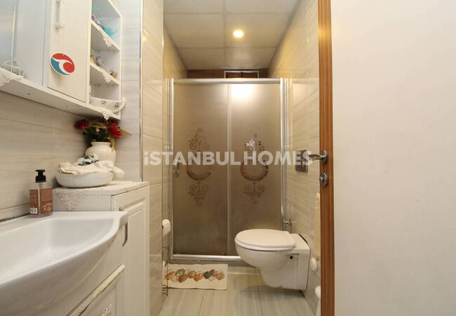 伊斯坦布尔电车附近的全新两卧室公寓 13