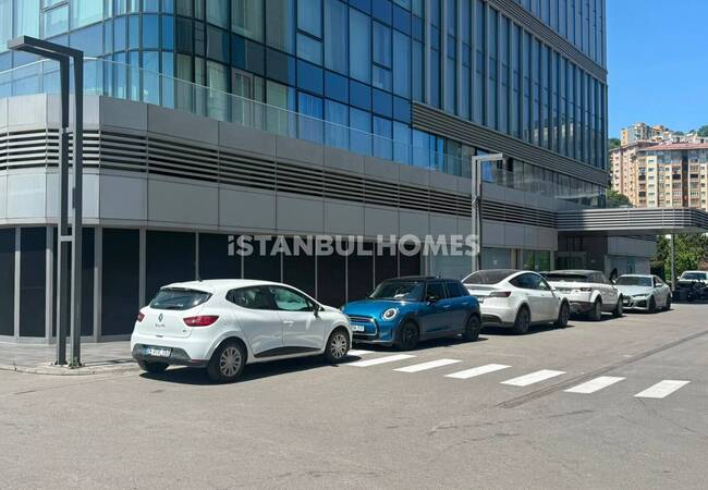 Kağıthane'de TEM Otoyoluna Yakın Yatırımlık Dükkan 4