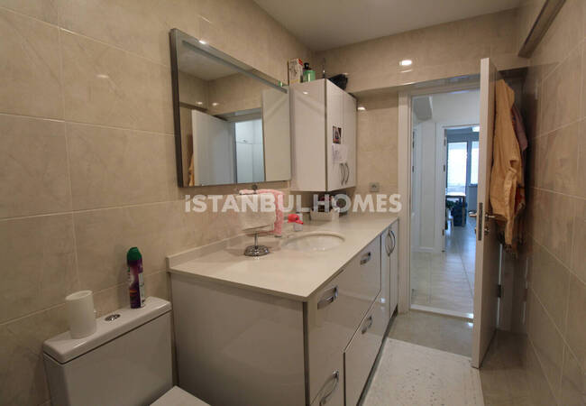 Furnished Apartment Near Shopping Mall in Sisli Istanbul 16