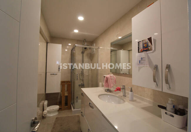 Furnished Apartment Near Shopping Mall in Sisli Istanbul 17