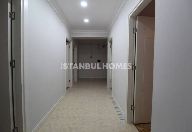 3-bedroom Flat in a Complex Near Amenities in Istanbul Sisli 13
