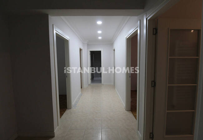 3-bedroom Flat in a Complex Near Amenities in Istanbul Sisli 14
