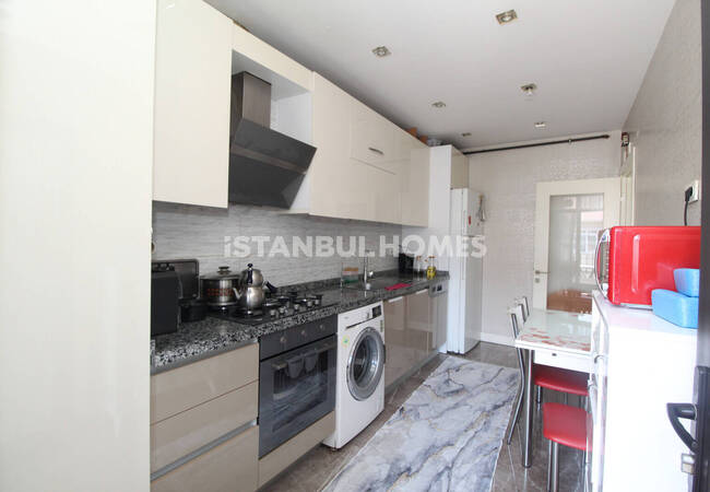 伊斯坦布尔 Eyupsultan 地铁站附近一栋建筑内的复式公寓 7