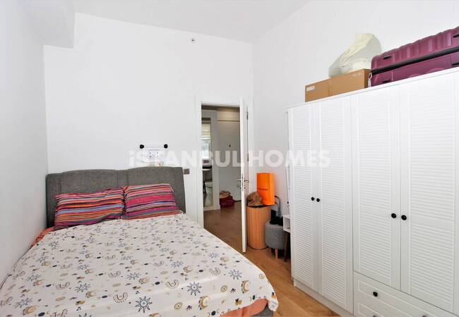 Flat in a Complex with Rich Amenities in Kadikoy Istanbul 9