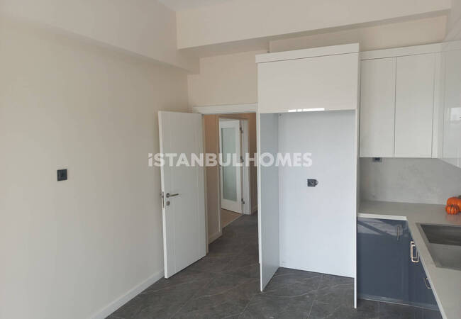 Büyükçekmece'de Havuzlu Site İçinde Daireler 5