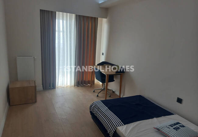 Büyükçekmece'de Havuzlu Site İçinde Daireler 12