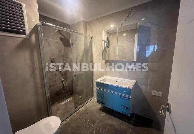 Modern Flats with Balcony and City Views in üsküdar İstanbul 8