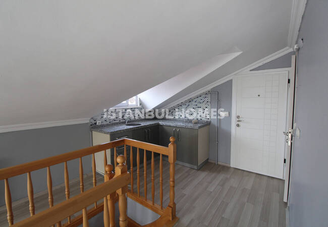 Bahçelievler'de Taşınmaya Hazır Şehir Manzaralı Dubleks Daire 17