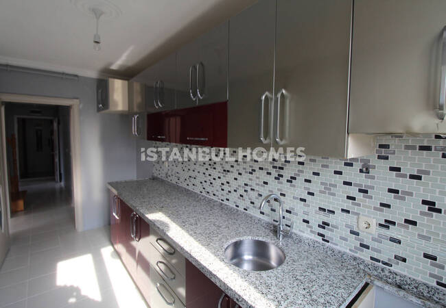 Bahçelievler'de Taşınmaya Hazır Şehir Manzaralı Dubleks Daire 11