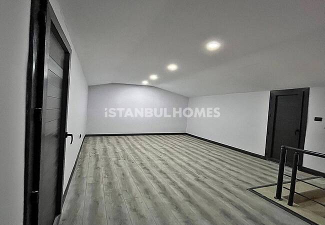 7-bedroom Detached House with Sea View in Silivri, Istanbul 11