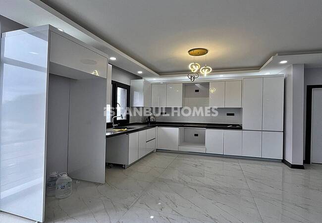 7-bedroom Detached House with Sea View in Silivri, Istanbul 6