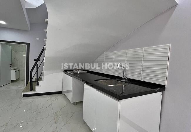 7-bedroom Detached House with Sea View in Silivri, Istanbul 12