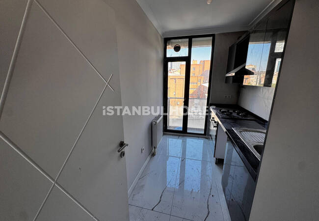 位于kağıthane的两居室公寓，靠近地铁和地铁巴士 7