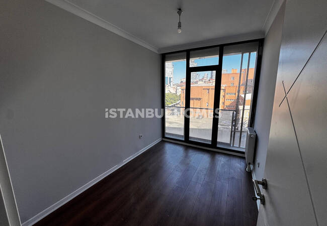 位于kağıthane的两居室公寓，靠近地铁和地铁巴士 10