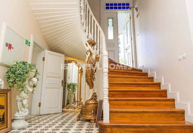 خانه ۷ خوابه با باغ محوطهسازی شده در کادیکوی 11