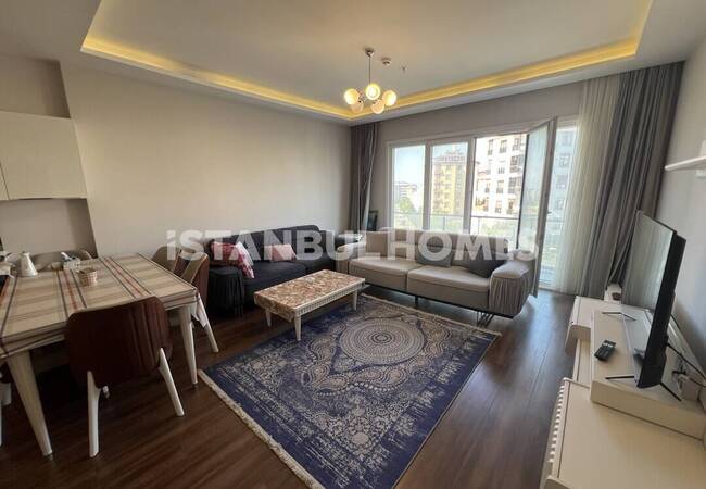 ملک مبله در مجتمعی با استخر در کارتال استانبول 5