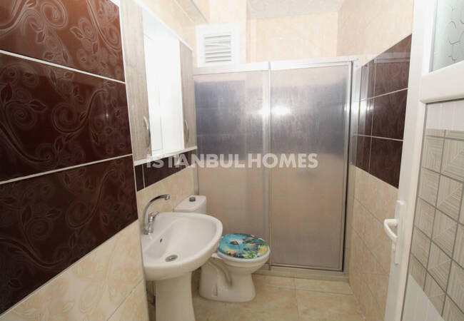 Key Ready Flat on Middle Floor in İstanbul Esenyurt 10