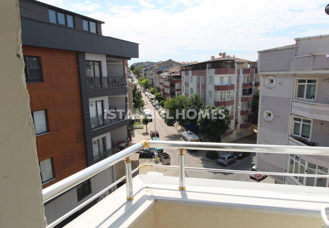 Key Ready Flat on Middle Floor in İstanbul Esenyurt 11