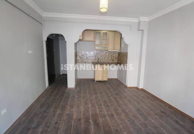 1-bedroom Real Estate 1 Km to Sea in Fatih Silivrikapı 8