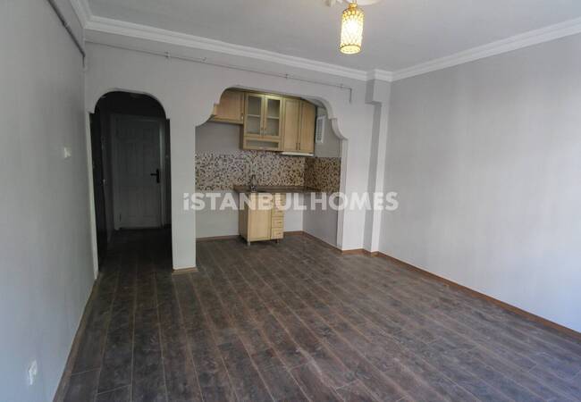 1-bedroom Real Estate 1 Km to Sea in Fatih Silivrikapı 7