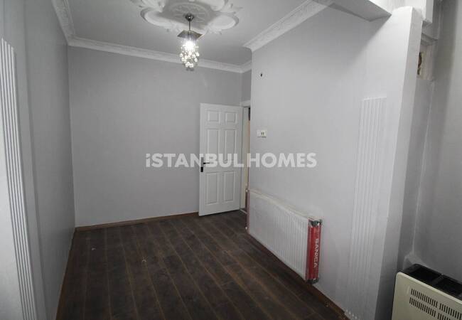 1-bedroom Real Estate 1 Km to Sea in Fatih Silivrikapı 10