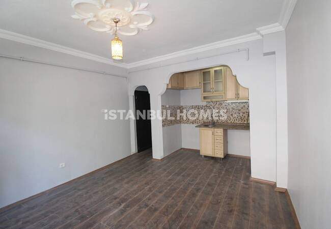 1-bedroom Real Estate 1 Km to Sea in Fatih Silivrikapı 6